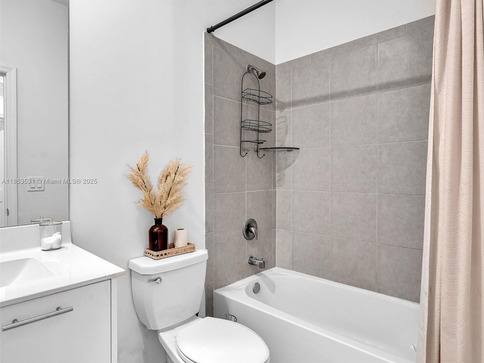 12929 NW 24th Ave, Miami FL 33167 — 5