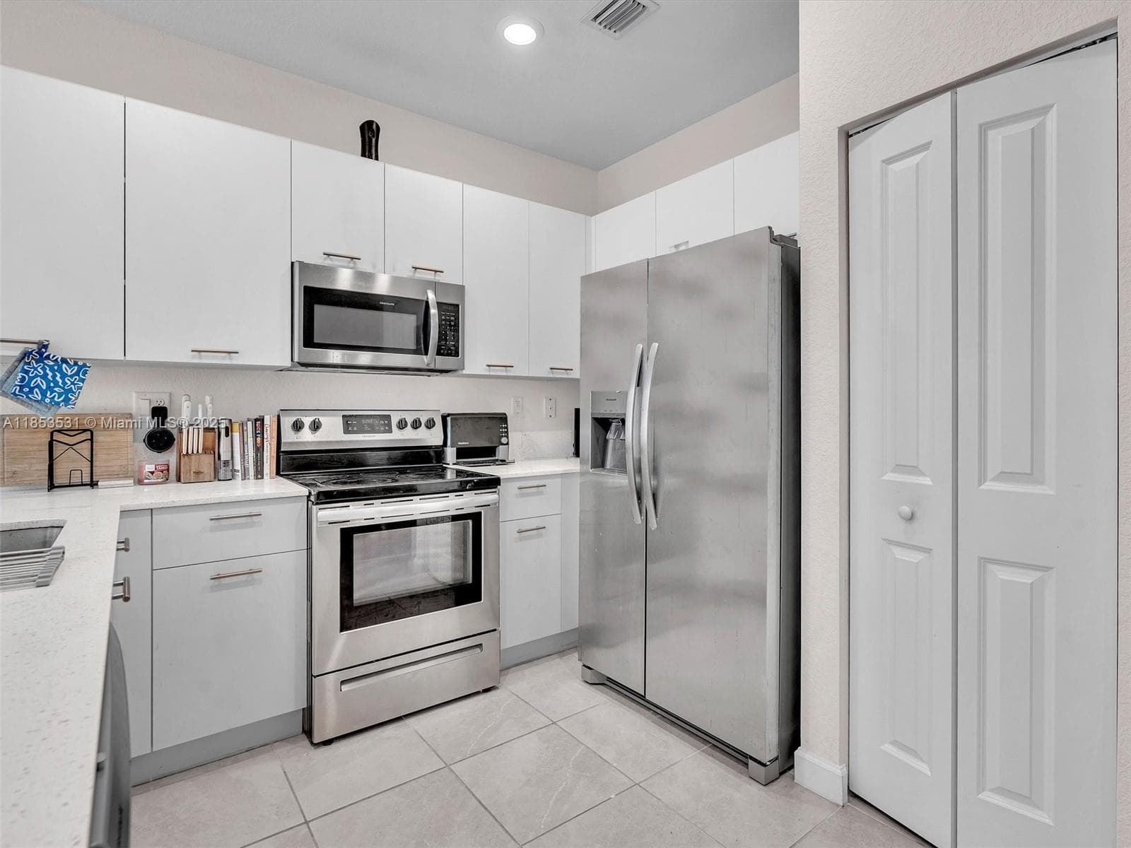 12929 NW 24th Ave, Miami FL 33167 — 44