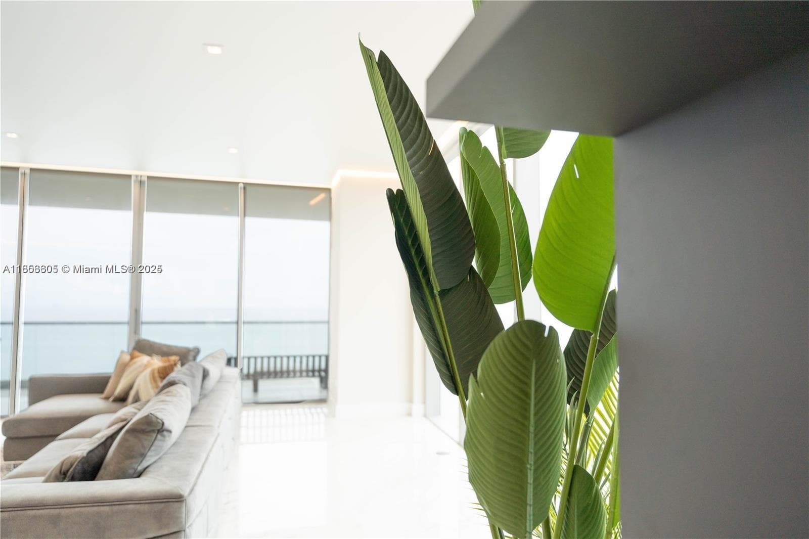18501 Collins Ave # 1104, Sunny Isles Beach FL 33160 — 7
