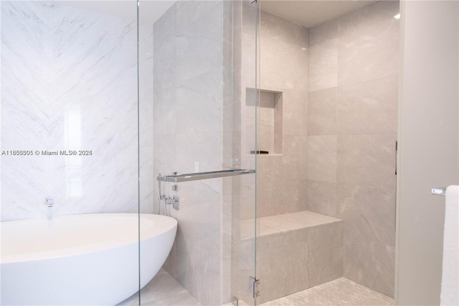18501 Collins Ave # 1104, Sunny Isles Beach FL 33160 — 14