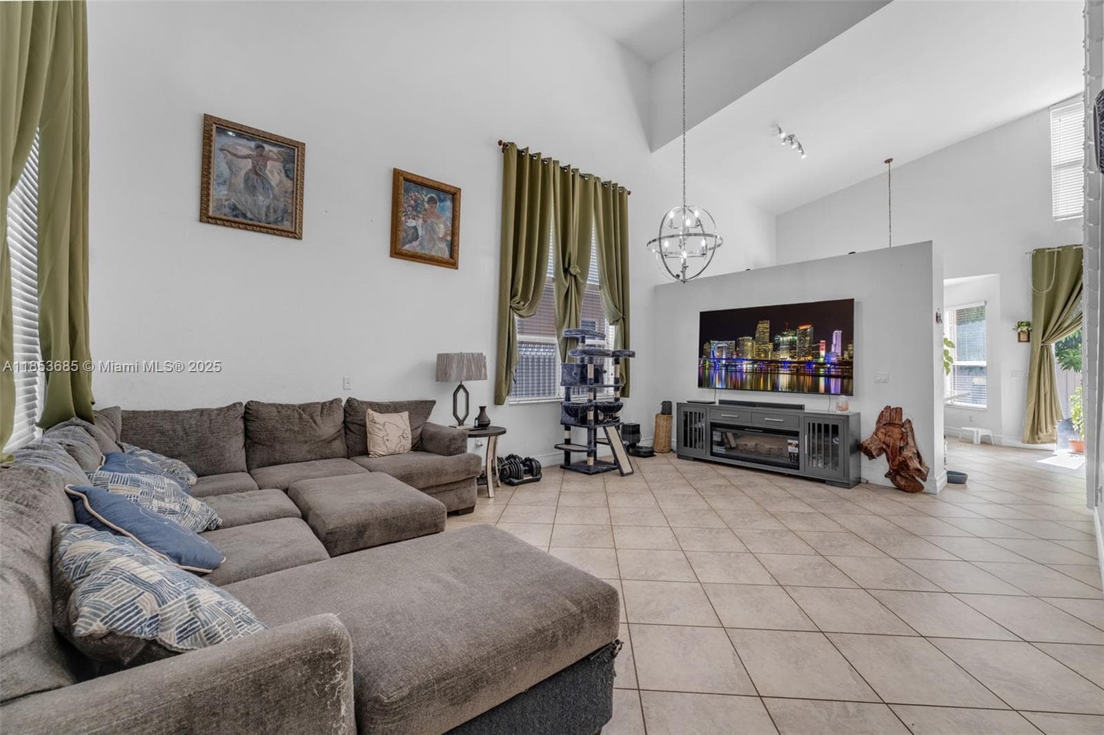 1755 NE 37th Ave, Homestead FL 33033 — 9