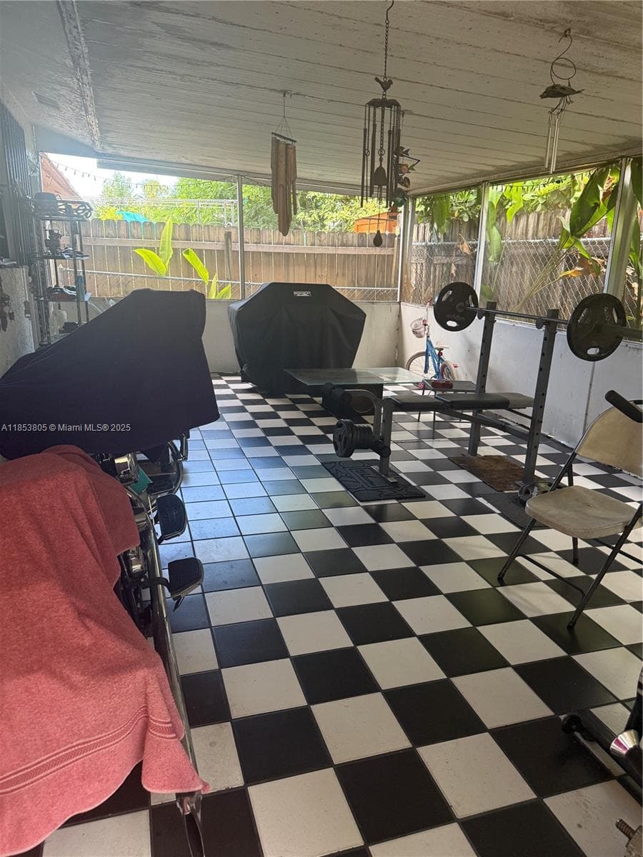 11472 SW 4th St, Sweetwater FL 33174 — 16