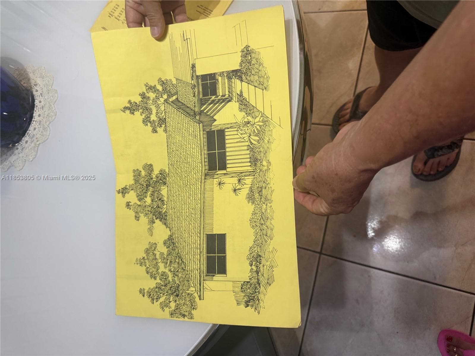 11472 SW 4th St, Sweetwater FL 33174 — 40