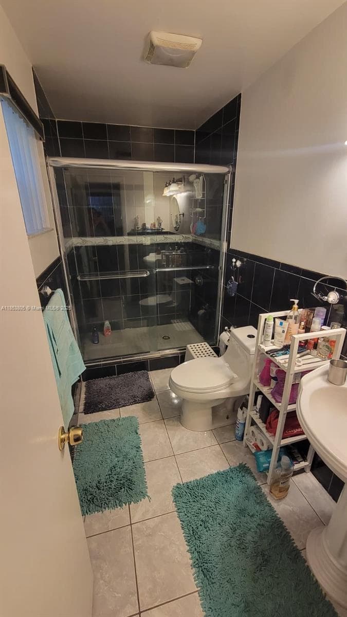 11472 SW 4th St, Sweetwater FL 33174 — 60