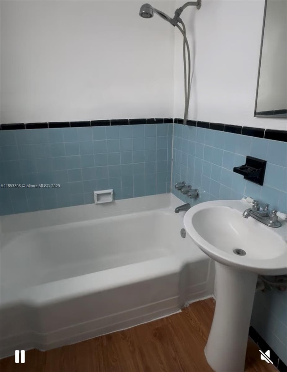 1611 Pennsylvania Ave # 6, Miami Beach FL 33139 — 2