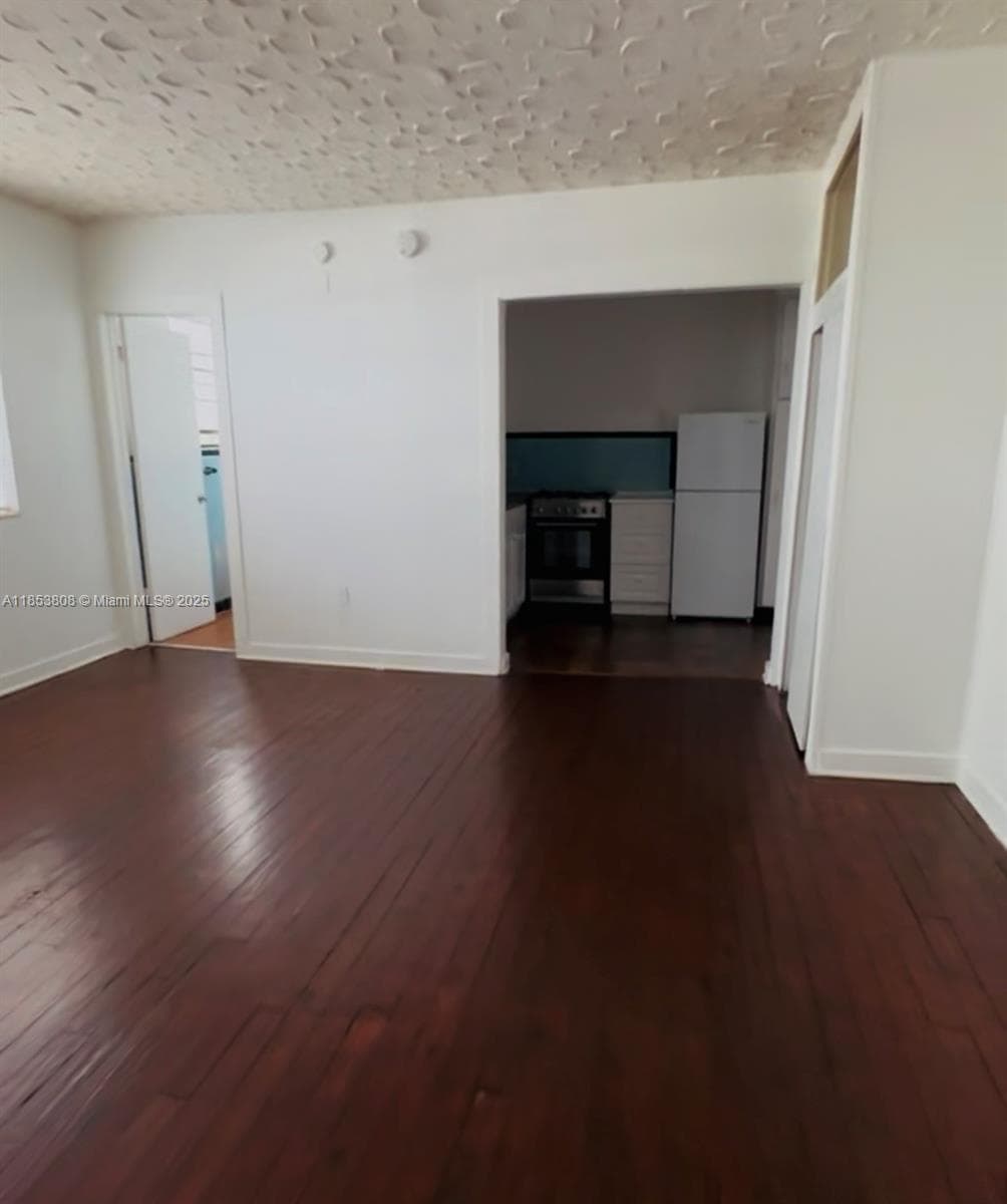 1611 Pennsylvania Ave # 6, Miami Beach FL 33139 — 3