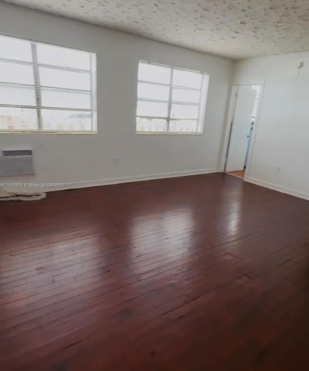 1611 Pennsylvania Ave # 6, Miami Beach FL 33139 — 4