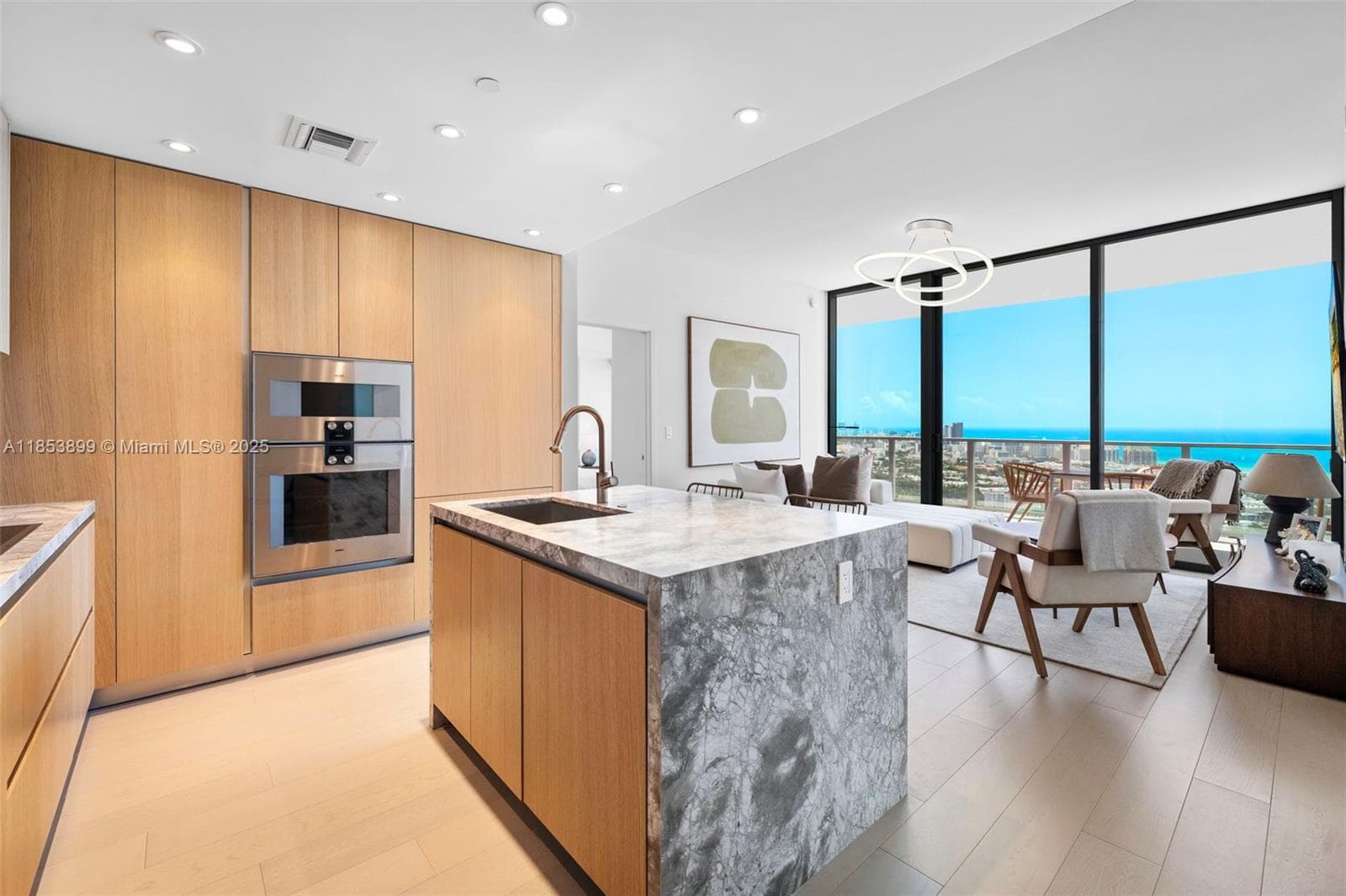 500 alton  rd # 3604, Miami Beach FL 33139 — 3