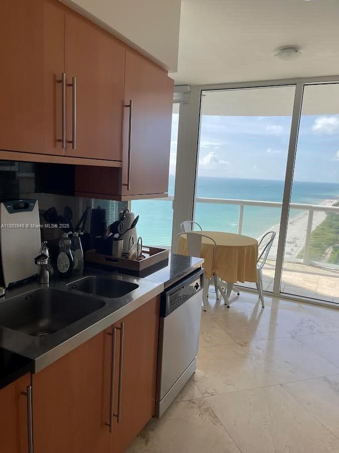 6365 Collins Ave # 3404, Miami Beach FL 33141 — 1