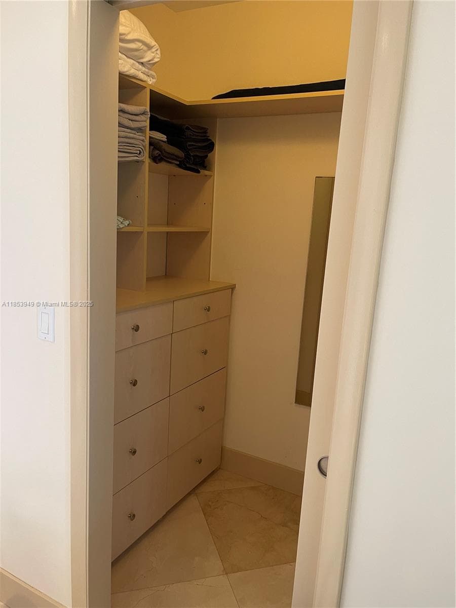 6365 Collins Ave # 3404, Miami Beach FL 33141 — 37