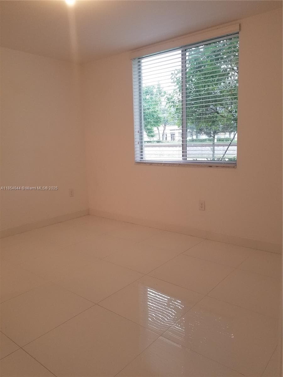 2651 NE 212th Ter # 103, Miami FL 33180 — 17