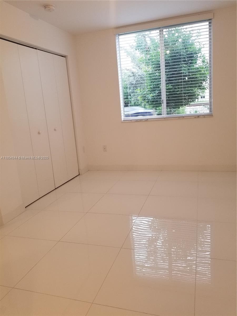 2651 NE 212th Ter # 103, Miami FL 33180 — 28