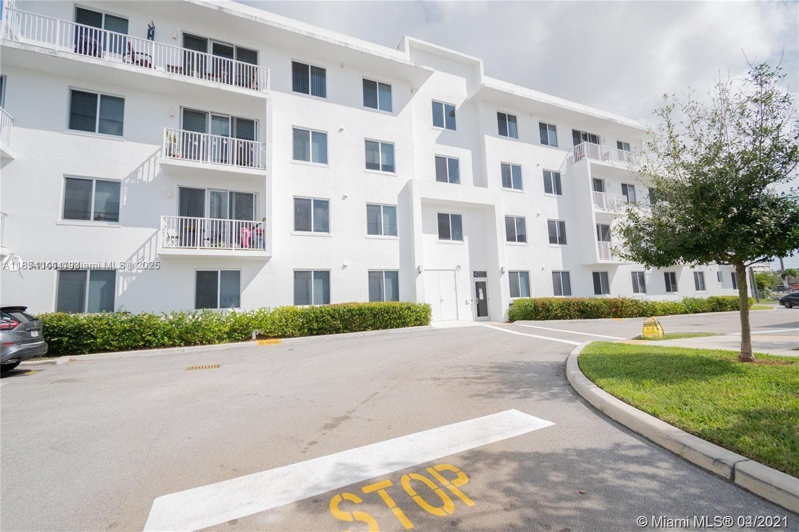 2651 NE 212th Ter # 103, Miami FL 33180 — 38