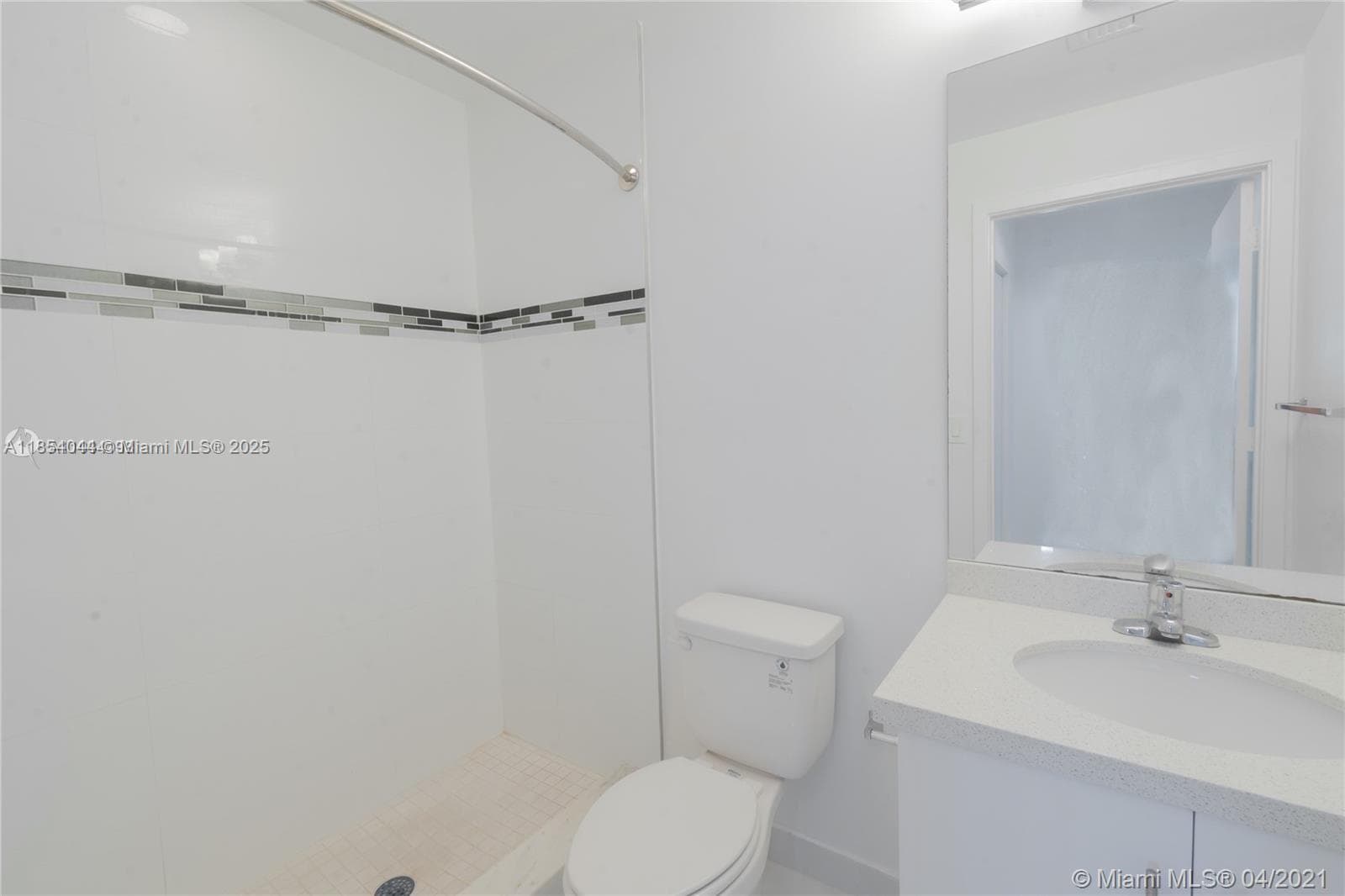 2651 NE 212th Ter # 103, Miami FL 33180 — 33