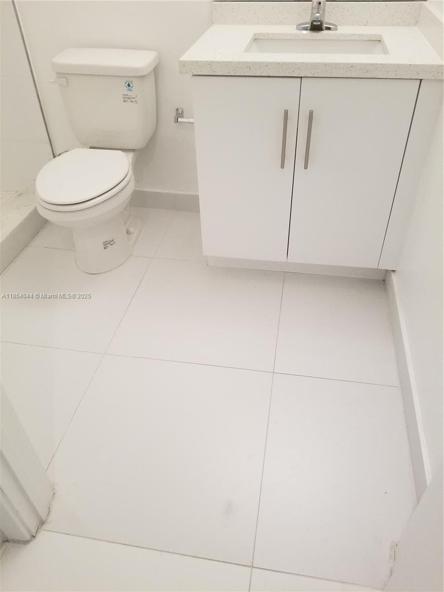 2651 NE 212th Ter # 103, Miami FL 33180 — 25