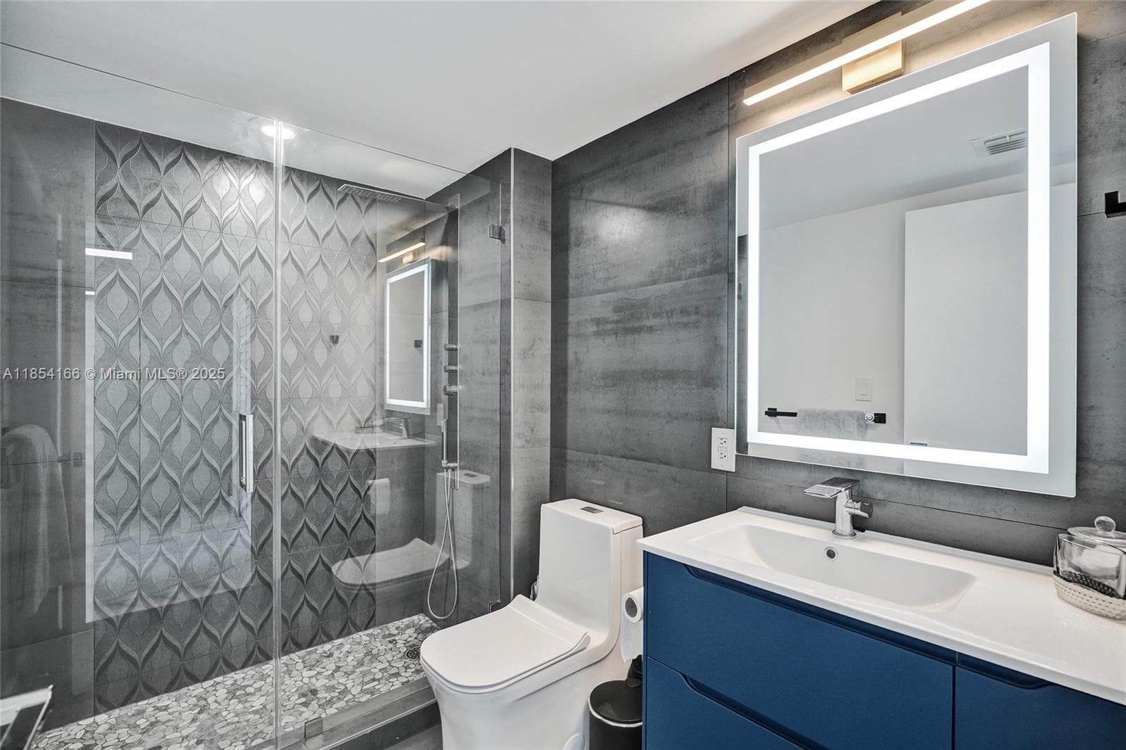 650 West Ave # 1408, Miami Beach FL 33139 — 16