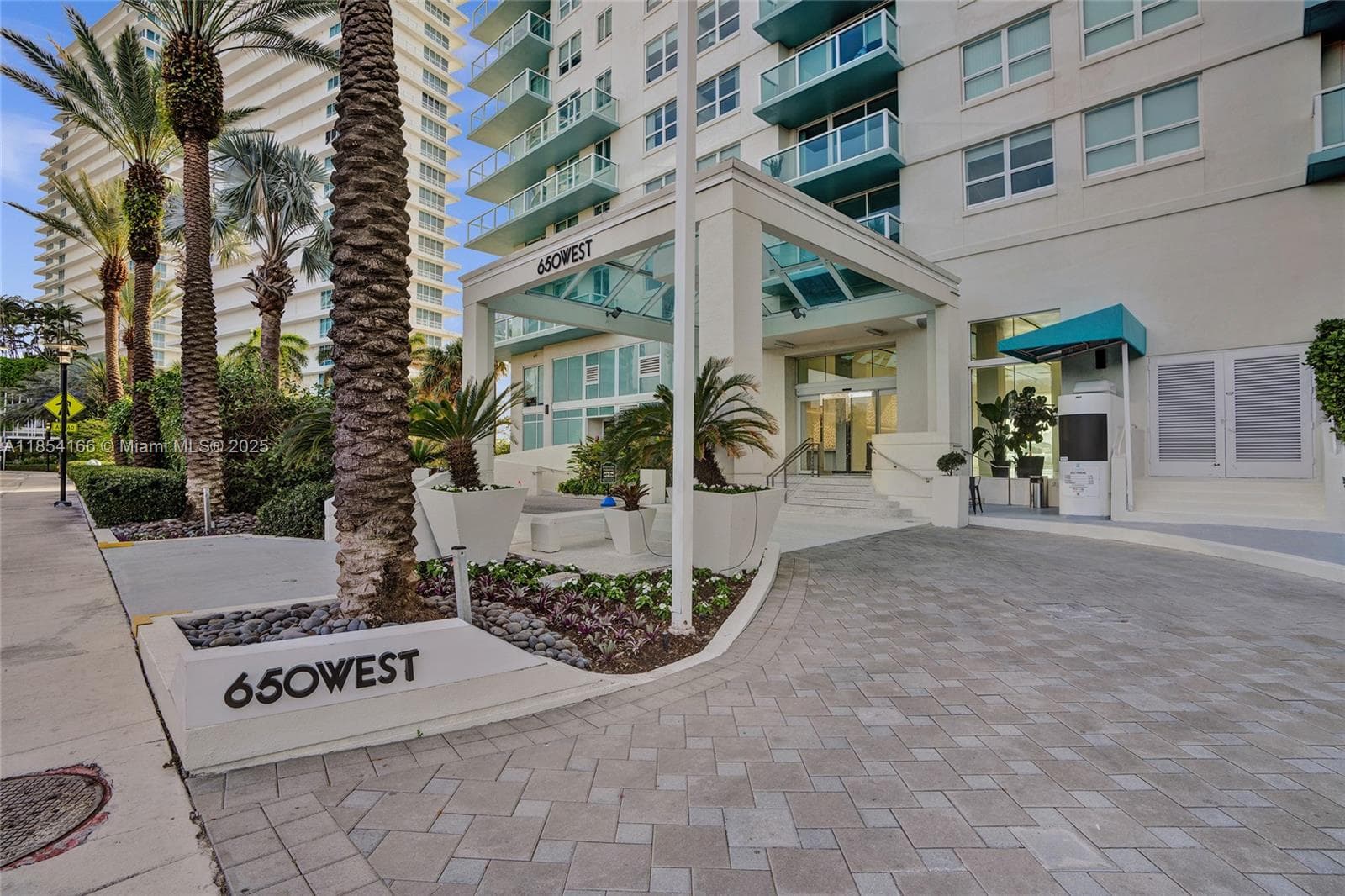 650 West Ave # 1408, Miami Beach FL 33139 — 26