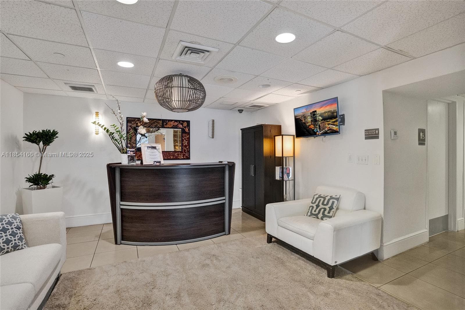 650 West Ave # 1408, Miami Beach FL 33139 — 34
