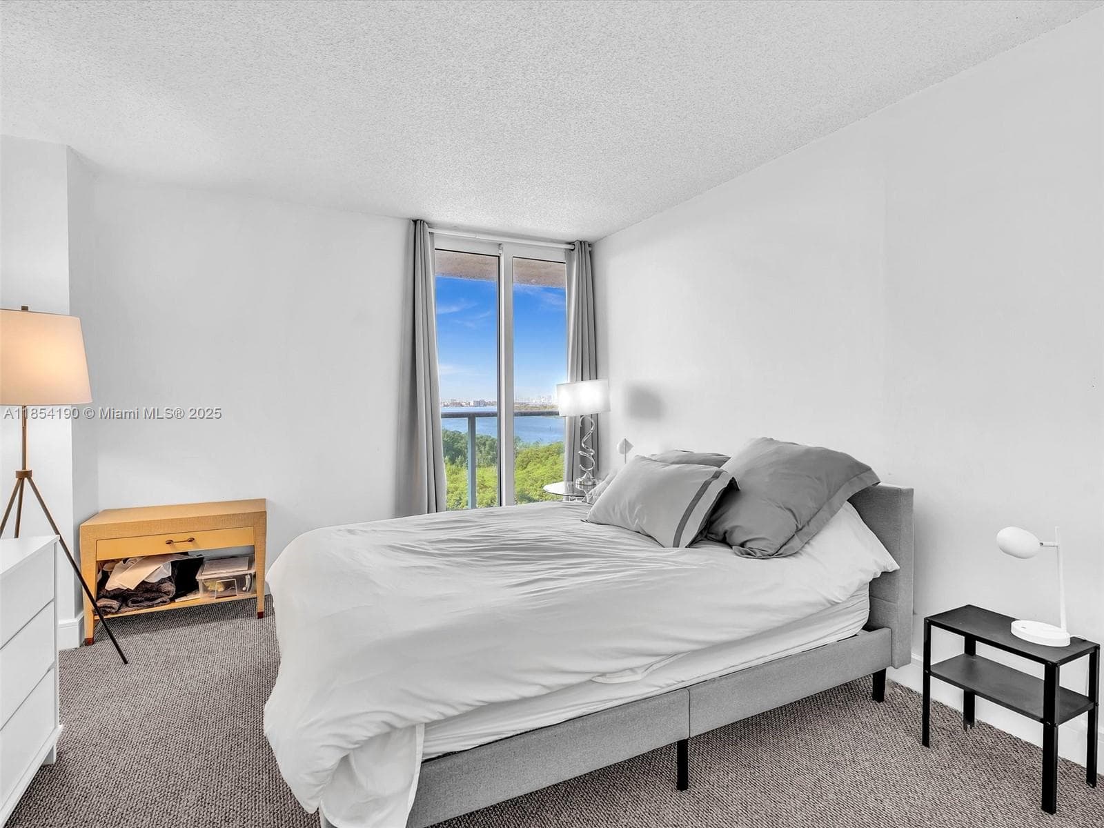 100 Bayview Dr # 1025, Sunny Isles Beach FL 33160 — 11