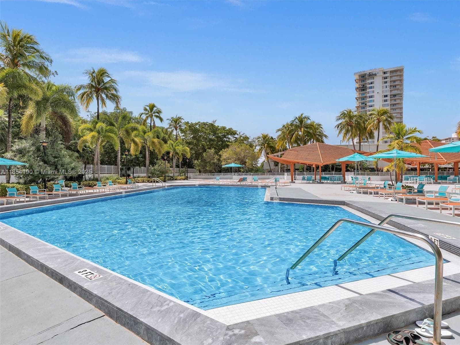 100 Bayview Dr # 1025, Sunny Isles Beach FL 33160 — 21