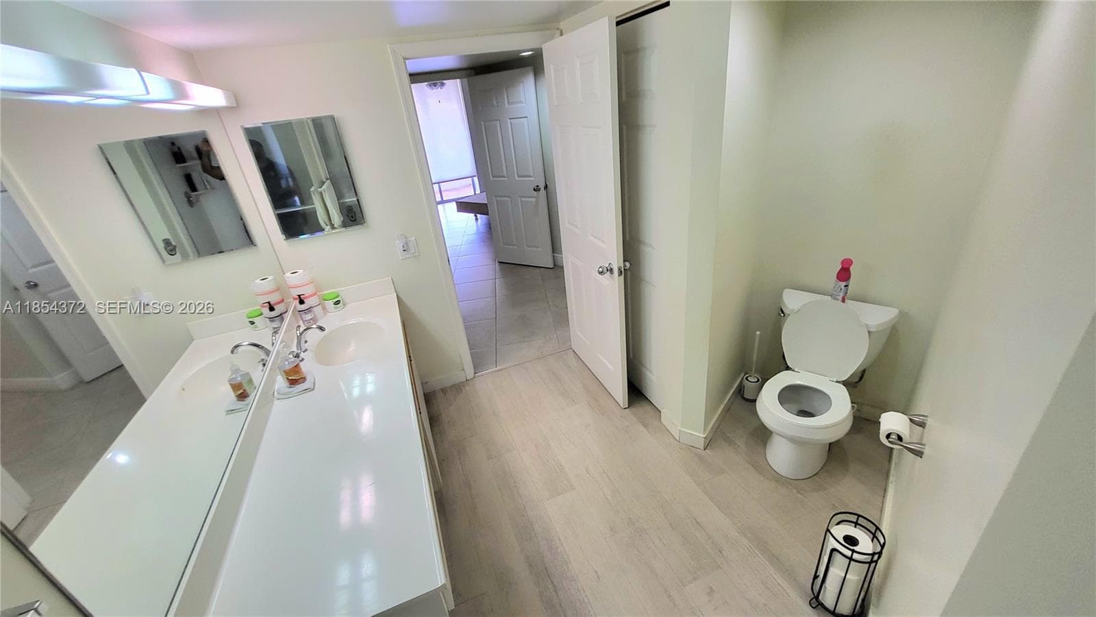3530 Mystic Pointe Dr # 2508, Aventura FL 33180 — 24