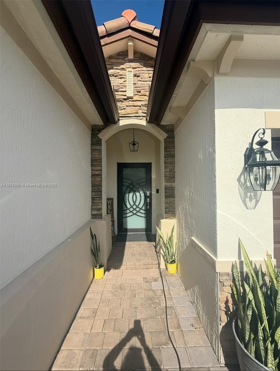 23669 SW 116 ct, Homestead FL 33032 — 3