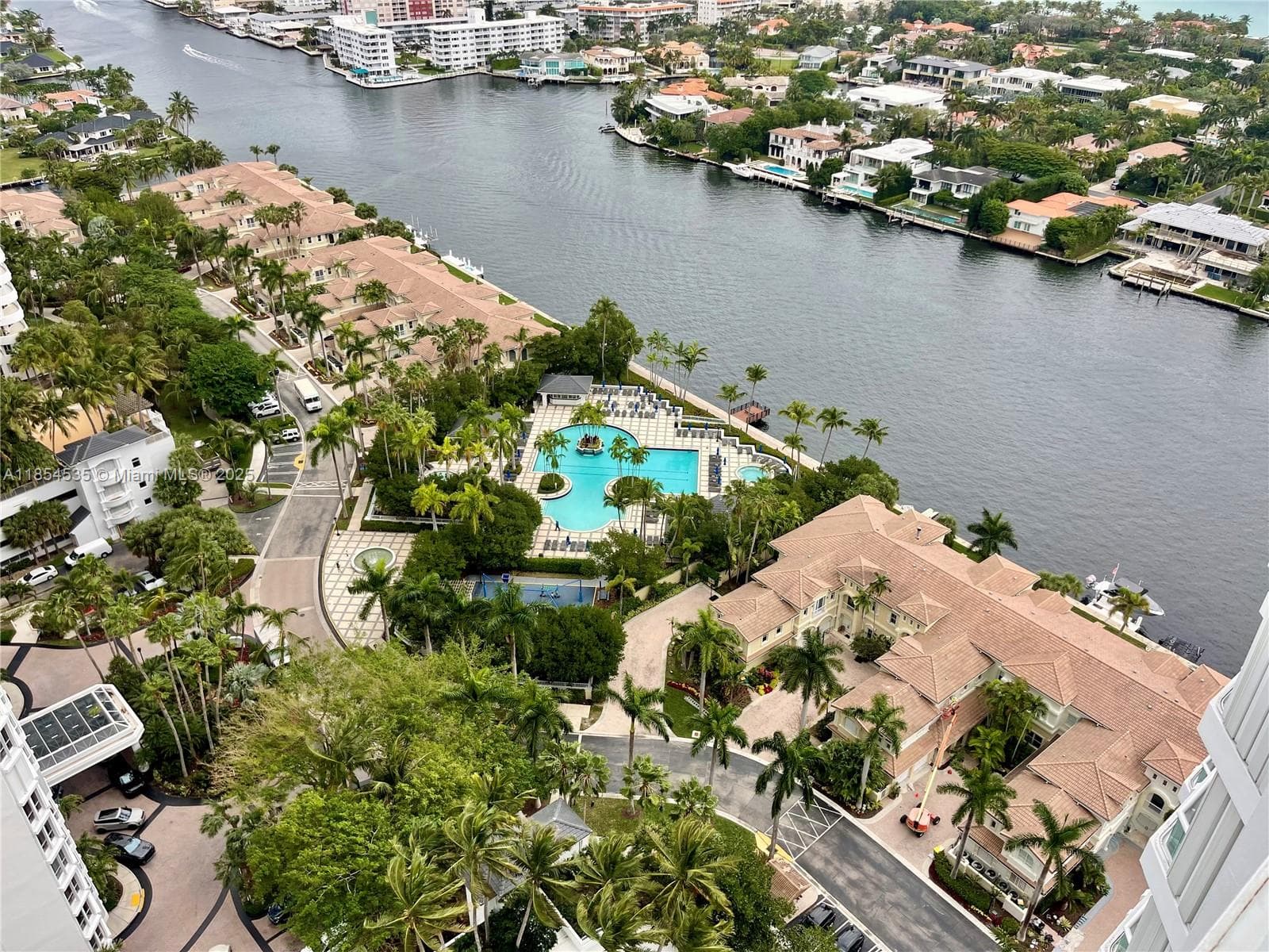 21050 Point Pl # 2803, Aventura FL 33180 — 27