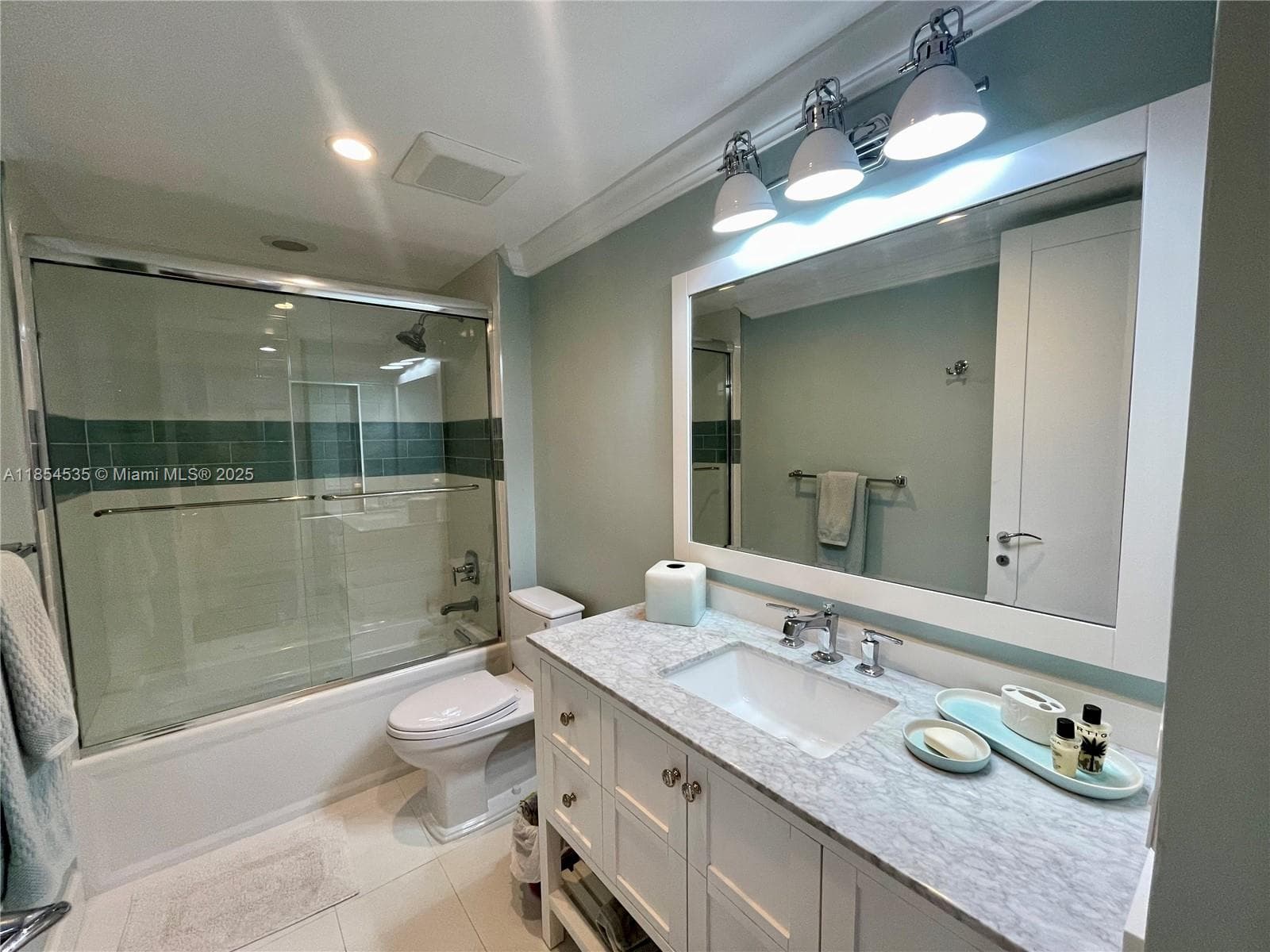 21050 Point Pl # 2803, Aventura FL 33180 — 21
