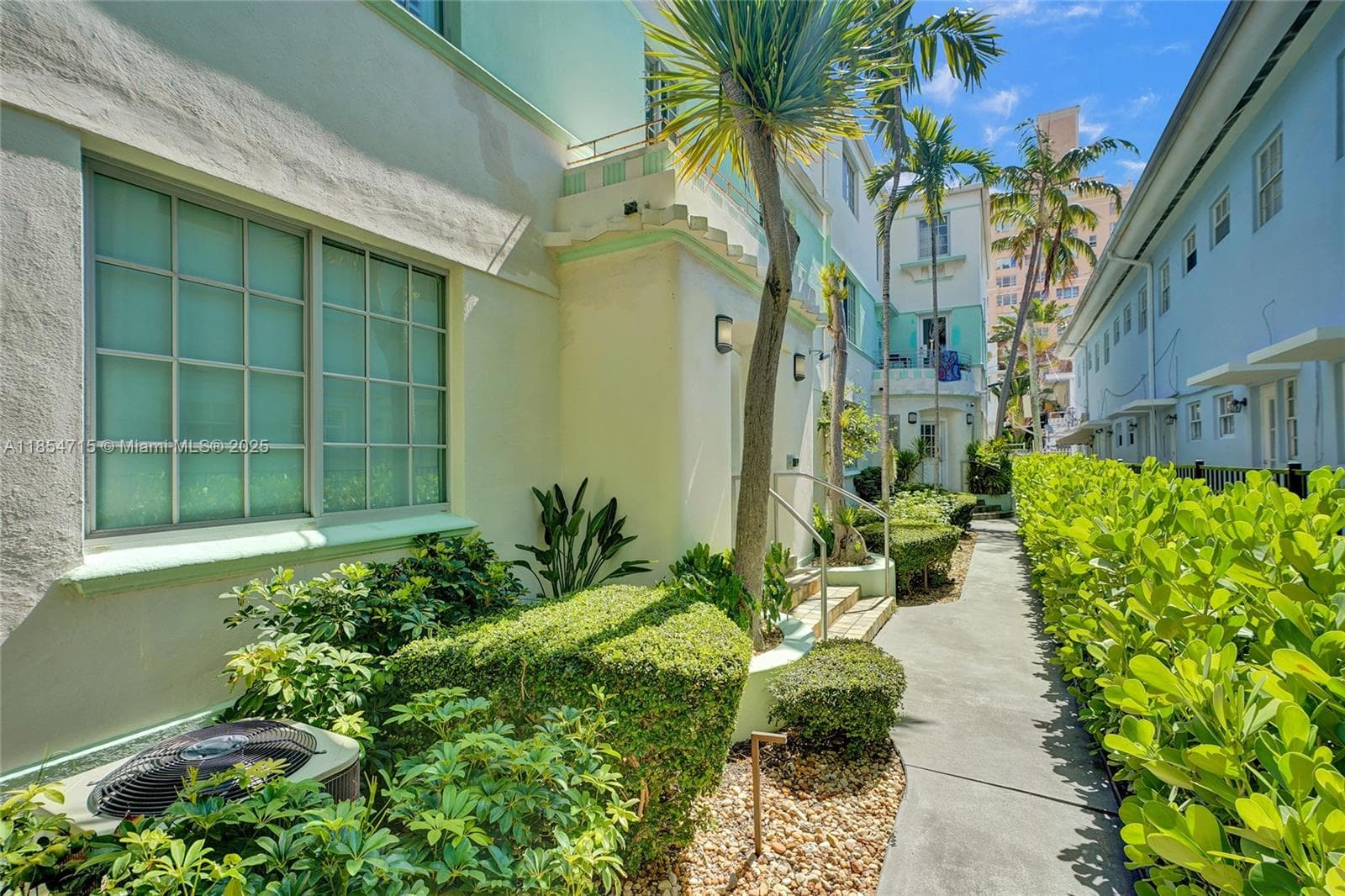 815 Euclid Ave # 8, Miami Beach FL 33139 — 19
