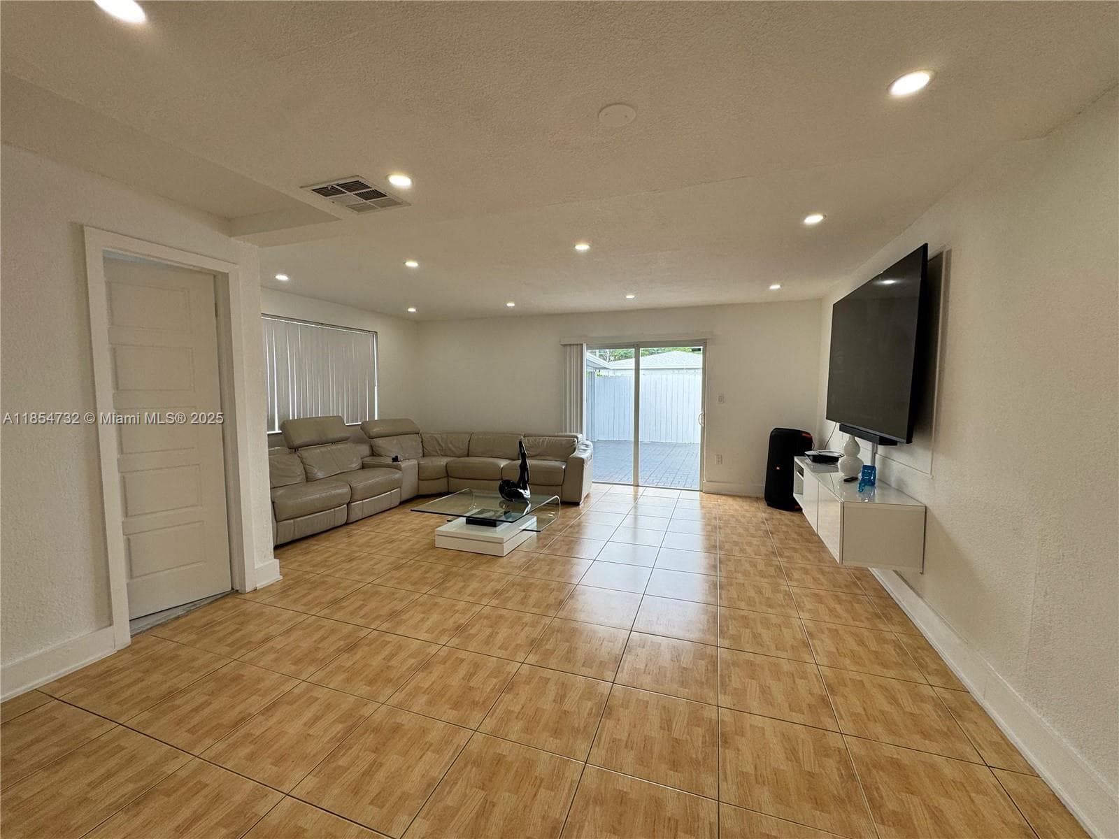 1671 SW 29th Ave, Miami FL 33145 — 6