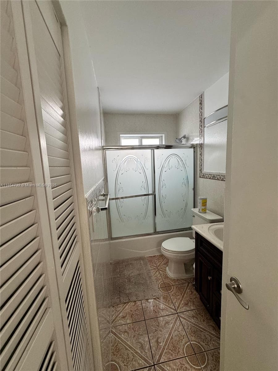 1671 SW 29th Ave, Miami FL 33145 — 15