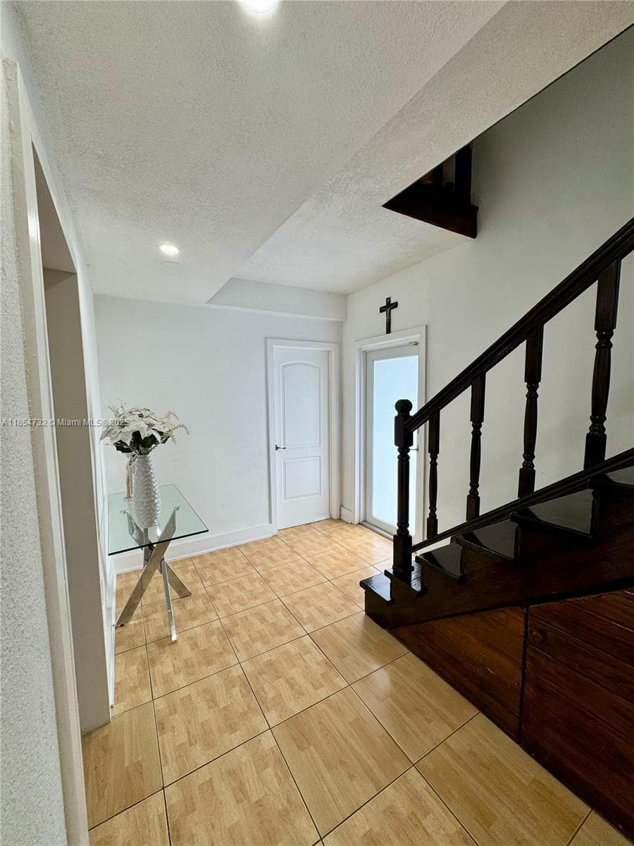 1671 SW 29th Ave, Miami FL 33145 — 19