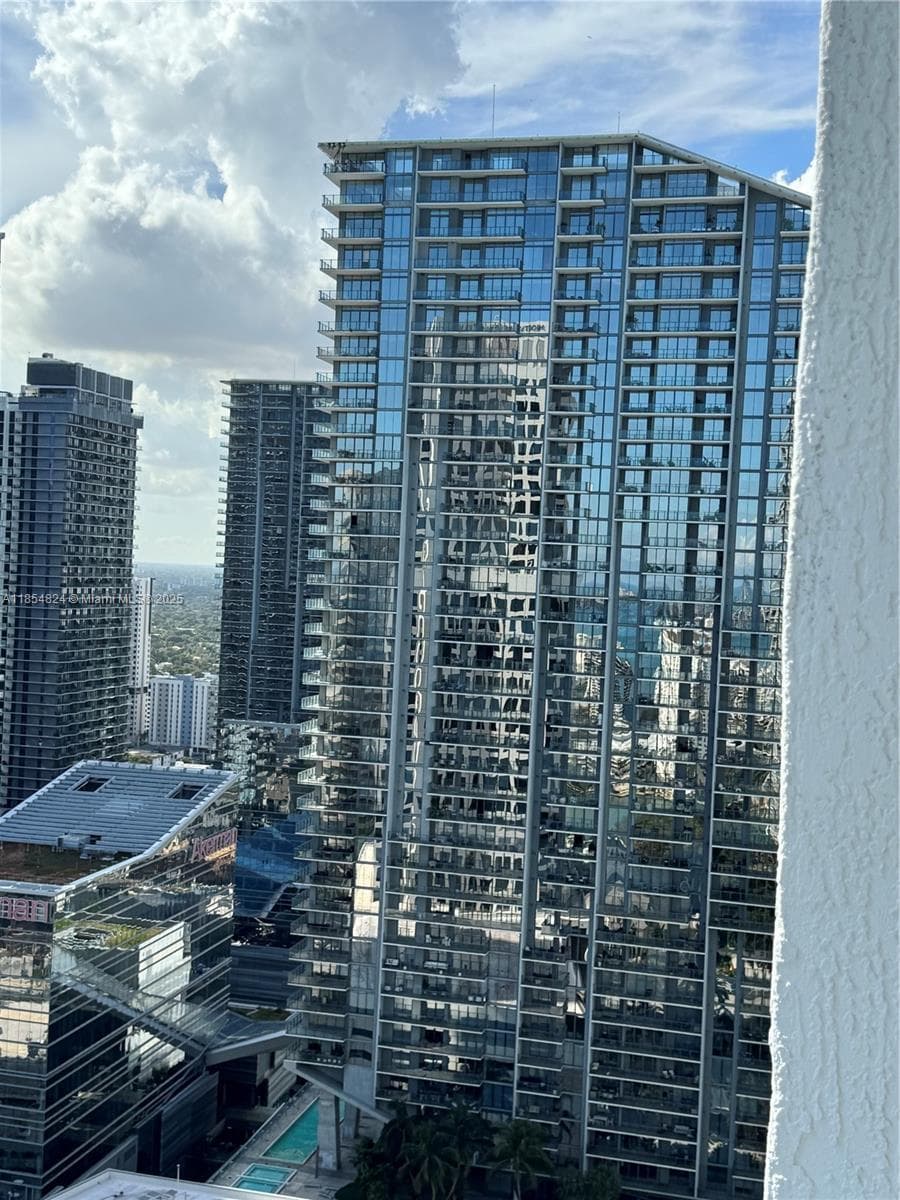 500 Brickell Ave # 1204, Miami FL 33131 — 15