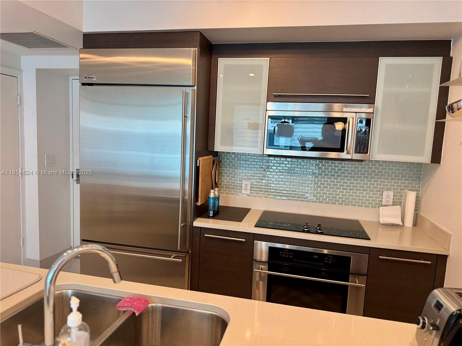 500 Brickell Ave # 1204, Miami FL 33131 — 8