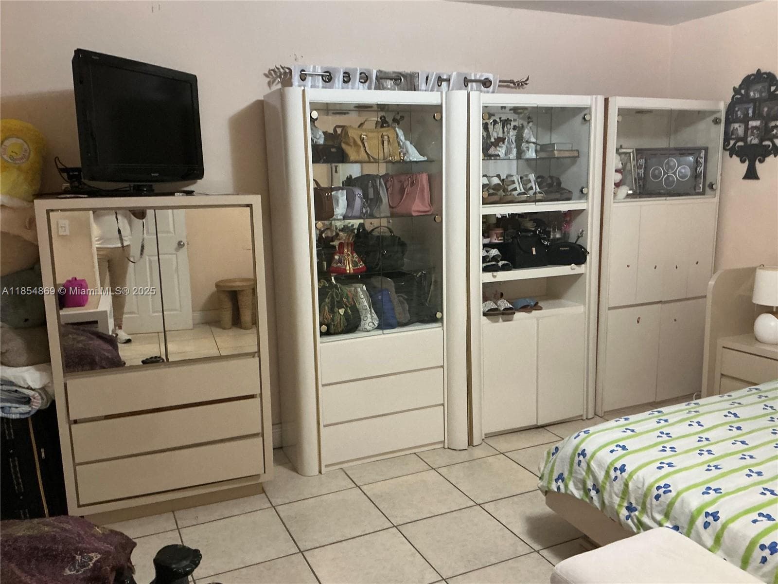 1855 NW 32nd St, Miami FL 33142 — 10