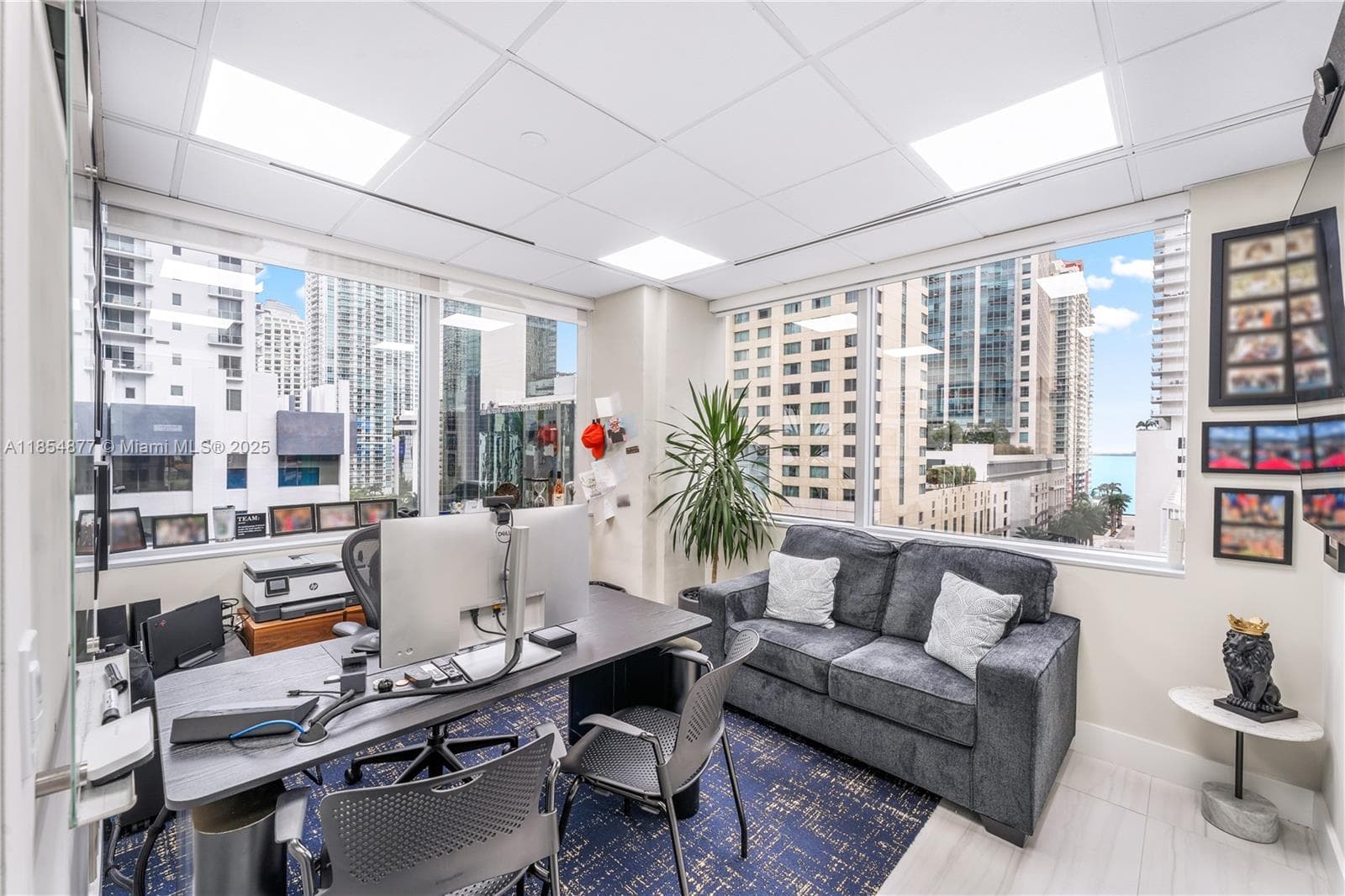 1200 Brickell Ave # A, Miami FL 33131 — 17