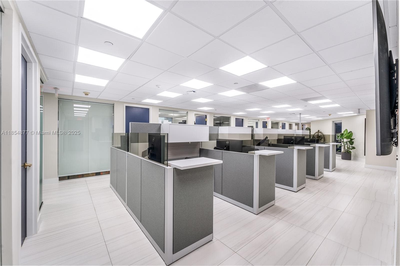1200 Brickell Ave # A, Miami FL 33131 — 10