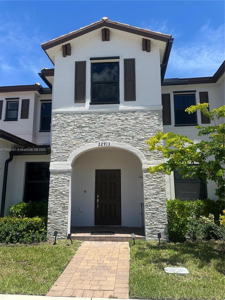22913 SW 99th Ave, Cutler Bay FL 33190 — 1