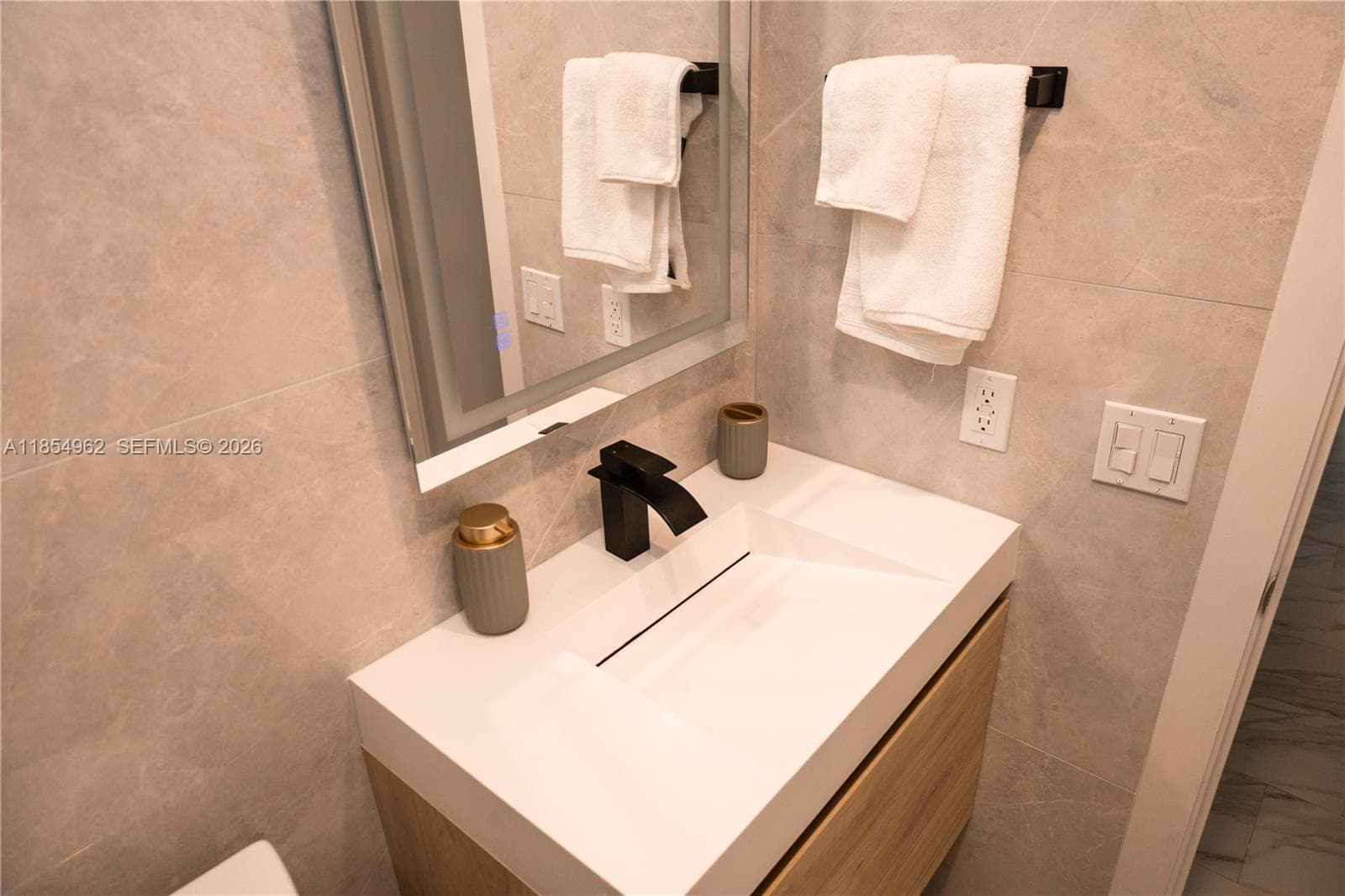 224 Meridian Ave Unit 6, Miami Beach FL 33139 — 4