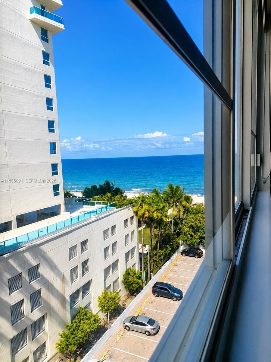 5005 Collins Ave # 822, Miami Beach FL 33140 — 10