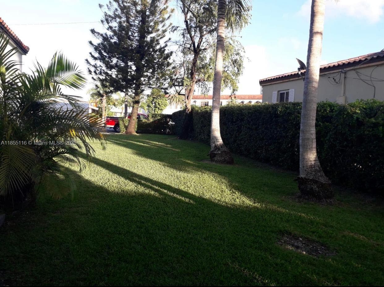 702 Boabadilla St, Coral Gables FL 33134 — 5