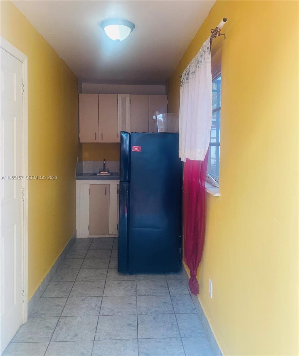 8355 NW 32nd Ave, Miami FL 33147 — 34
