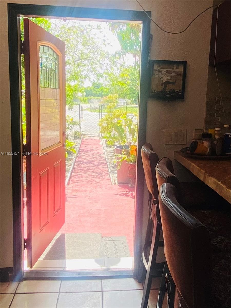 8355 NW 32nd Ave, Miami FL 33147 — 14