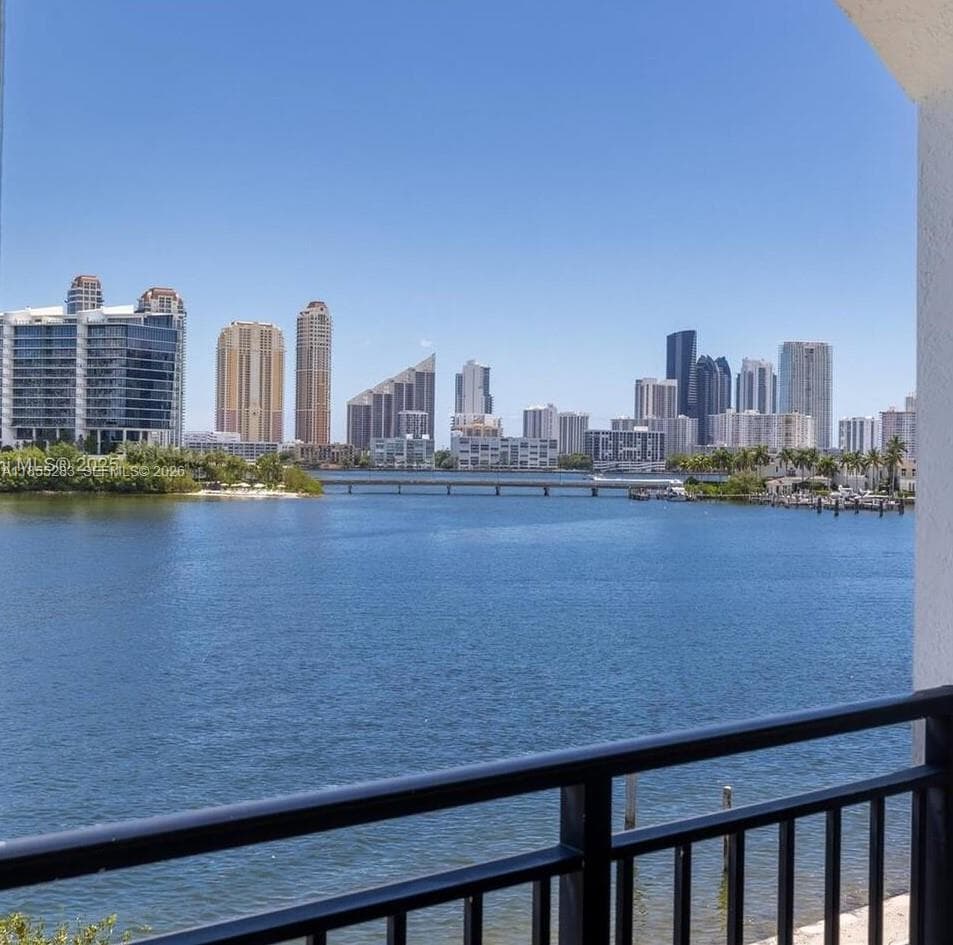 3255 NE 184th St # 12407, Aventura FL 33160 — 13
