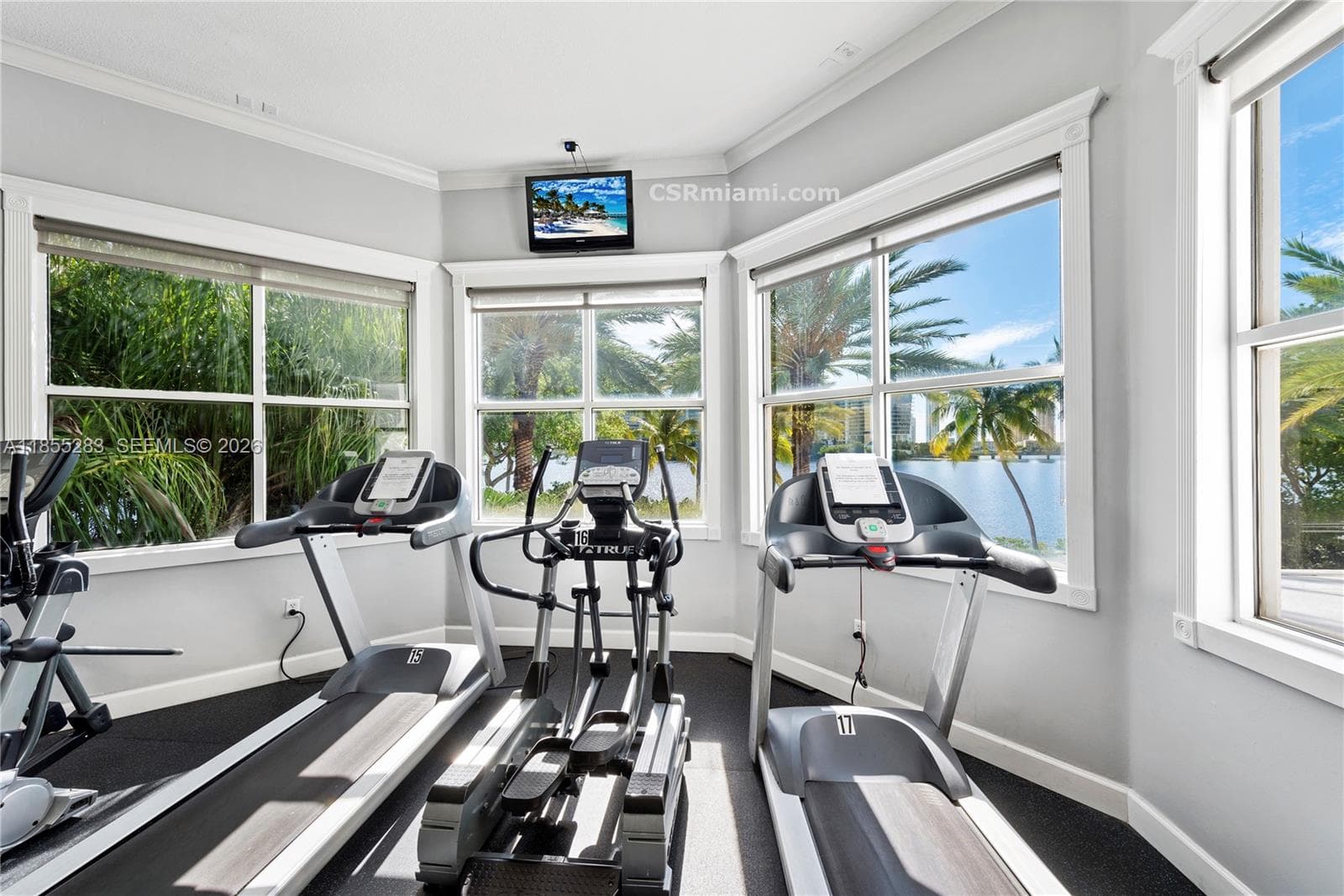 3255 NE 184th St # 12407, Aventura FL 33160 — 73