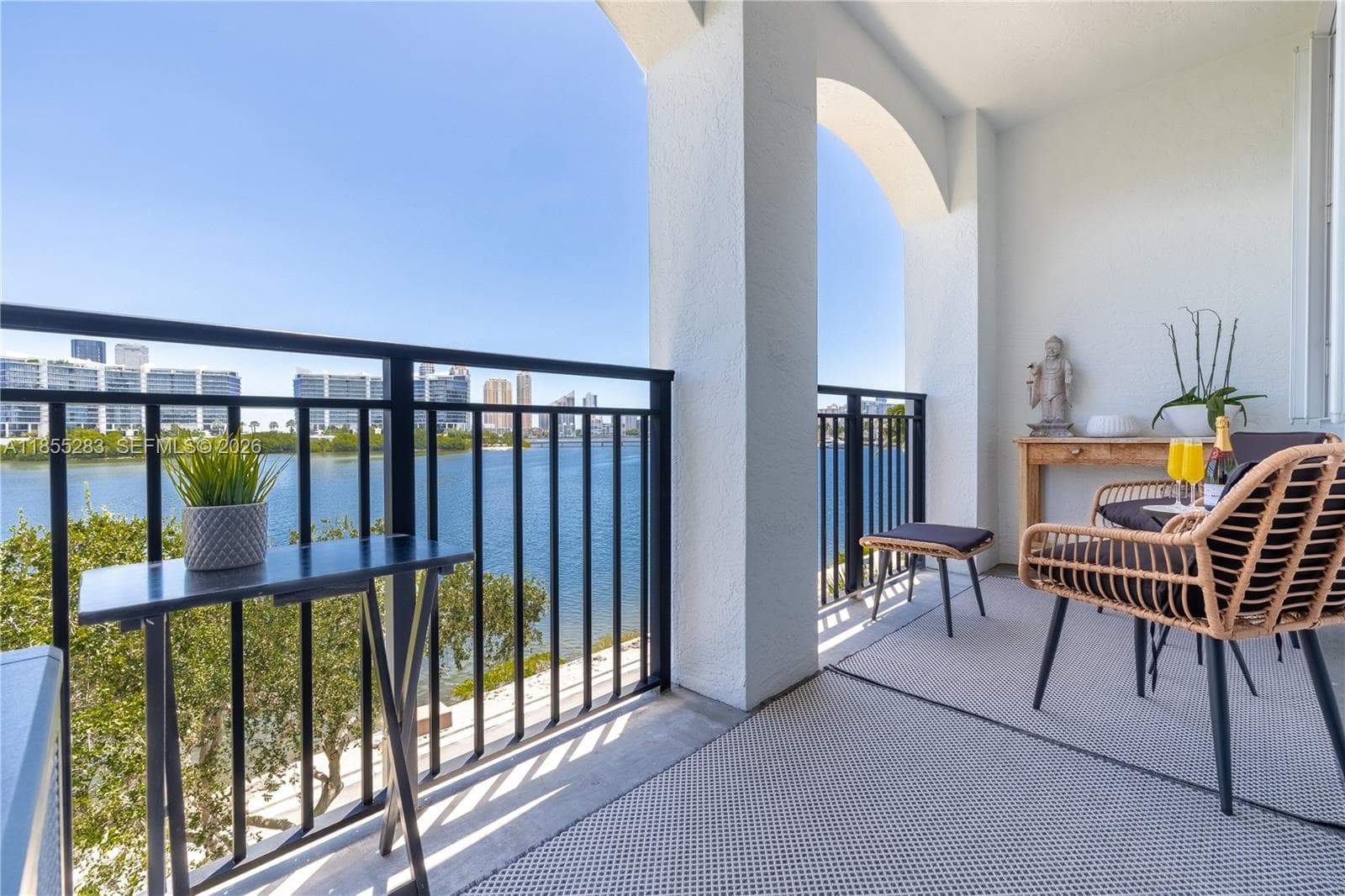 3255 NE 184th St # 12407, Aventura FL 33160 — 10