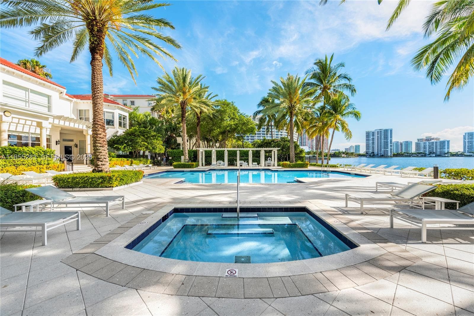 3255 NE 184th St # 12407, Aventura FL 33160 — 64