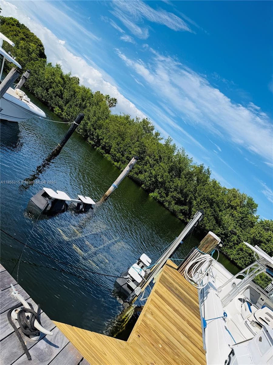 6200 SW 152nd St #5, Palmetto Bay FL 33157 — 5
