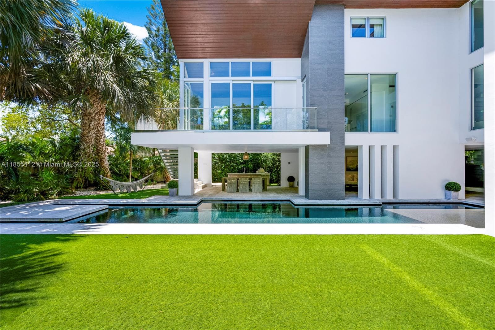 545 SABAL PALM, Key Biscayne FL 33149 — 23