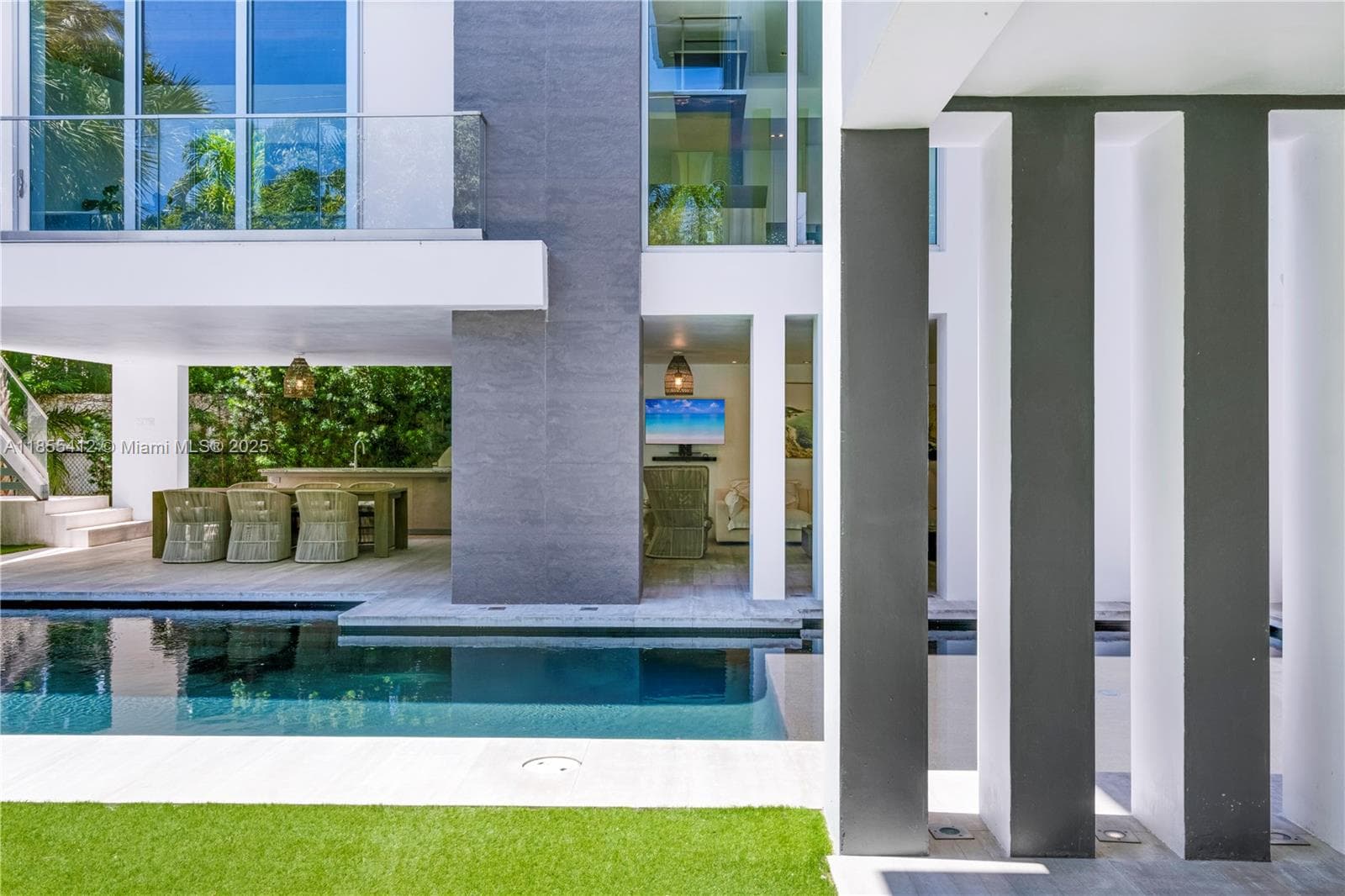 545 SABAL PALM, Key Biscayne FL 33149 — 42